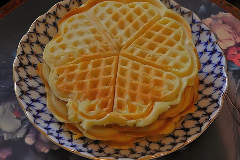 Pieczona wieprzowina, chrupiąca skórka, pyszny sos